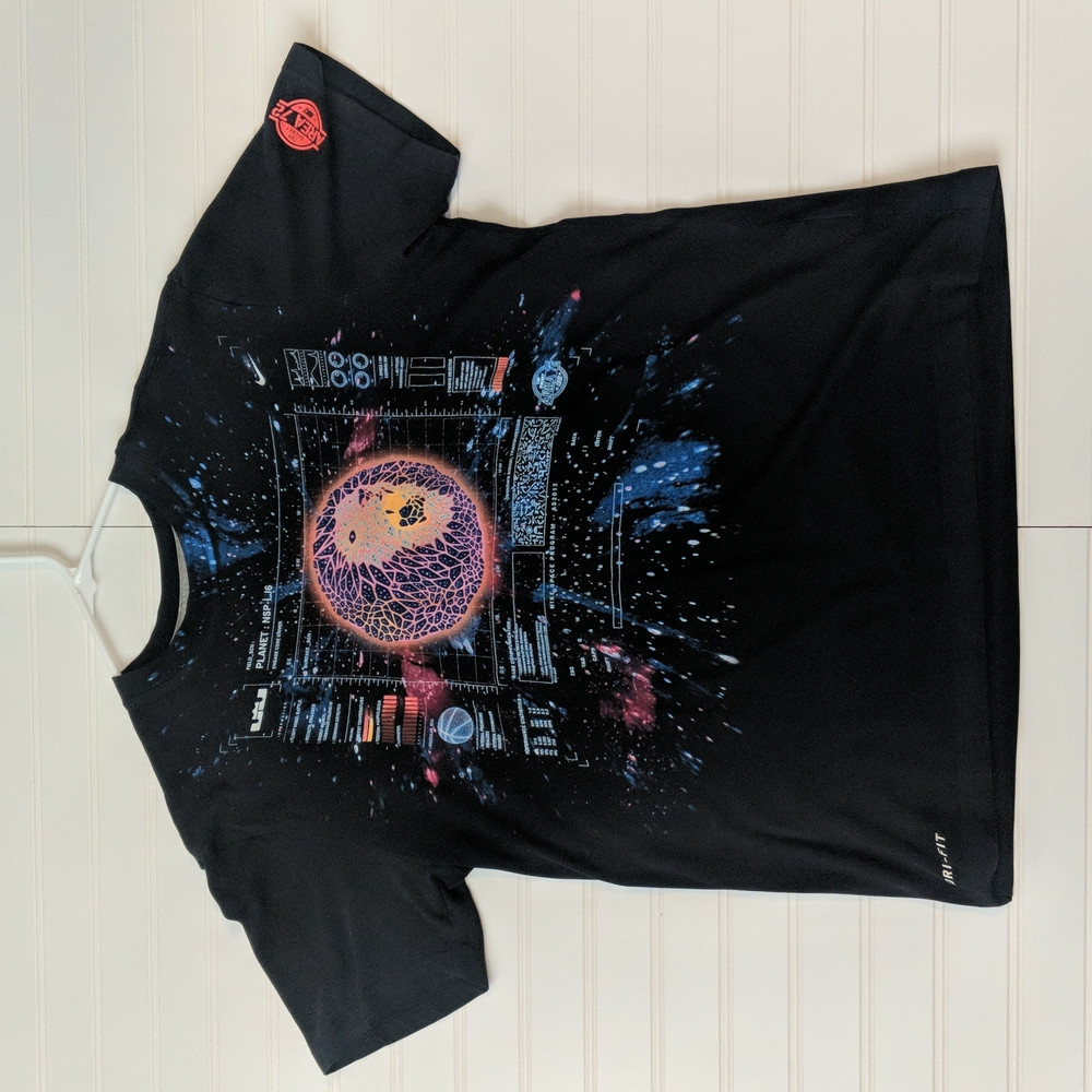 Men's Nike Basketball Space Program Medium Black TShirt  Dri-Fit Lebron James